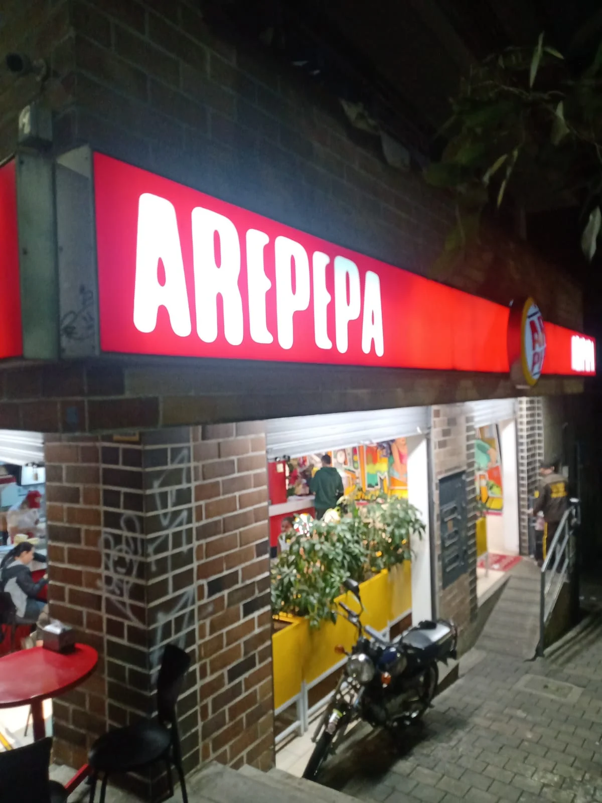 Arepepa | La Milagrosa | Arepas Rellenas | Medellín