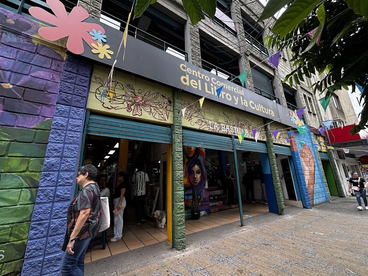 Centro Comercial del Libro y la Cultura