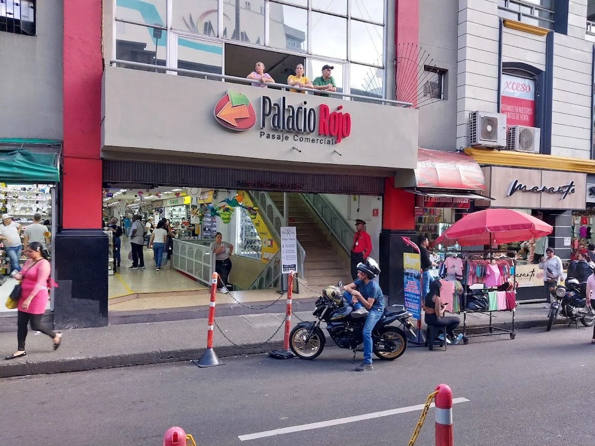 Centro Comercial El Hueco