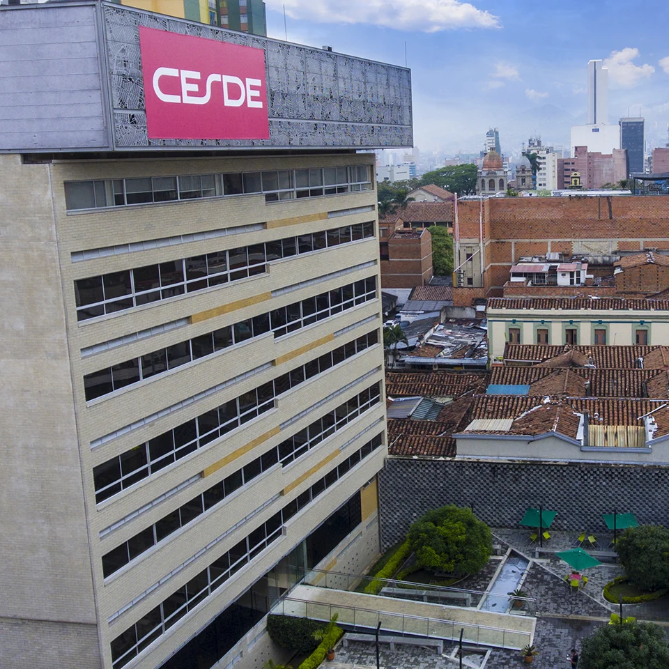 Cesde - Centro de Estudios Especializados