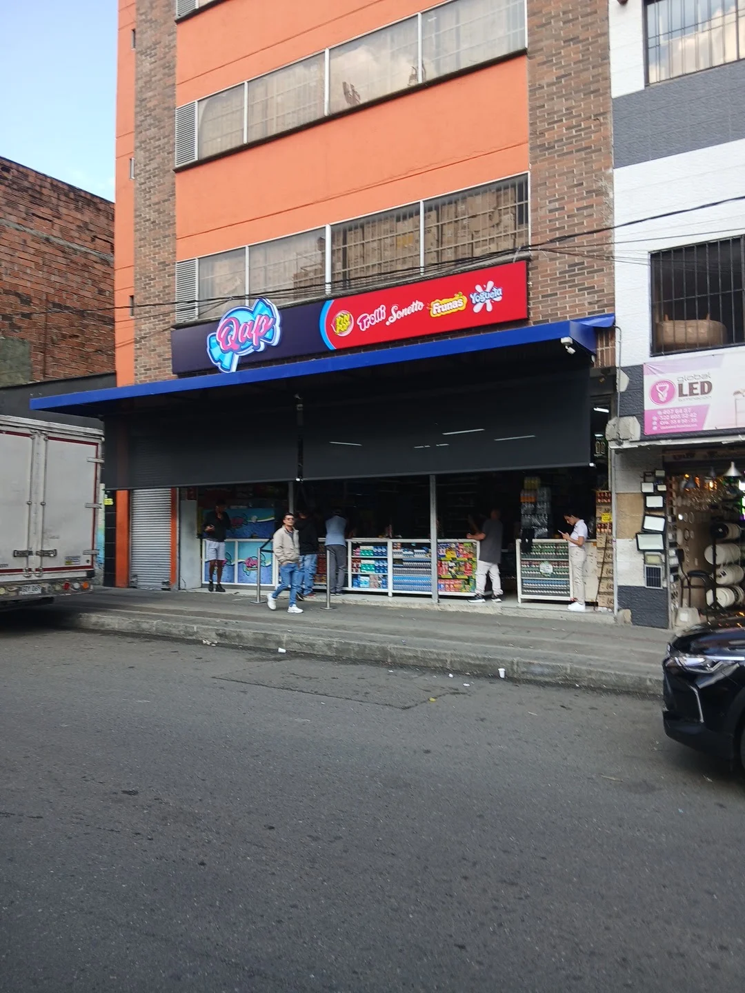 Cigarrería QAP