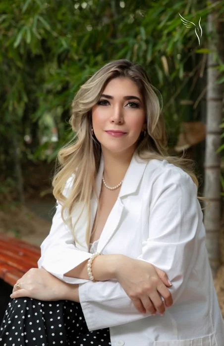 Dra. Angeles Esmeral