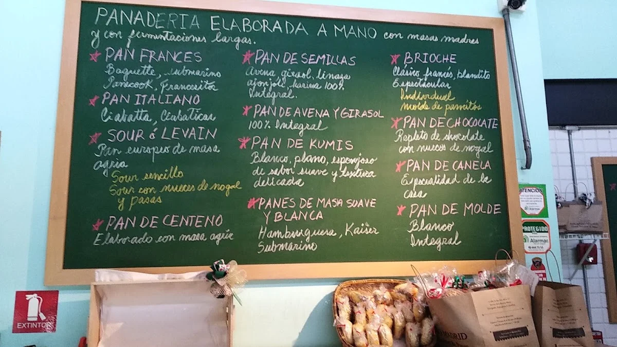 Eduardo Madrid Tienda Gourmet de Panes - 2