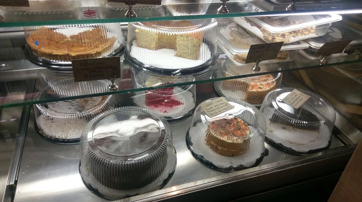 Eduardo Madrid Tienda Gourmet de Panes - 3