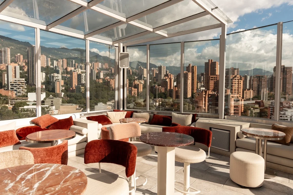 Envy Rooftop - Rooftop en Medellín
