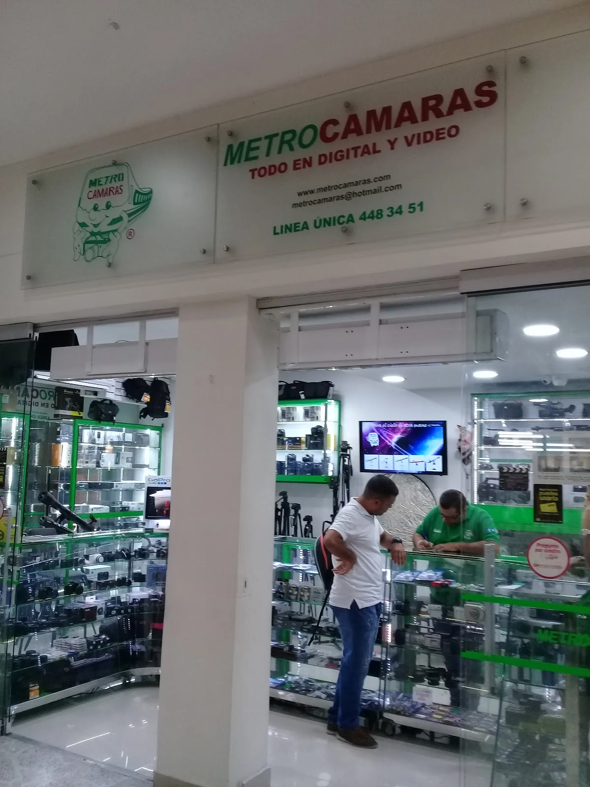 Metrocamaras Sede Principal - Todo en Fotografía y Video