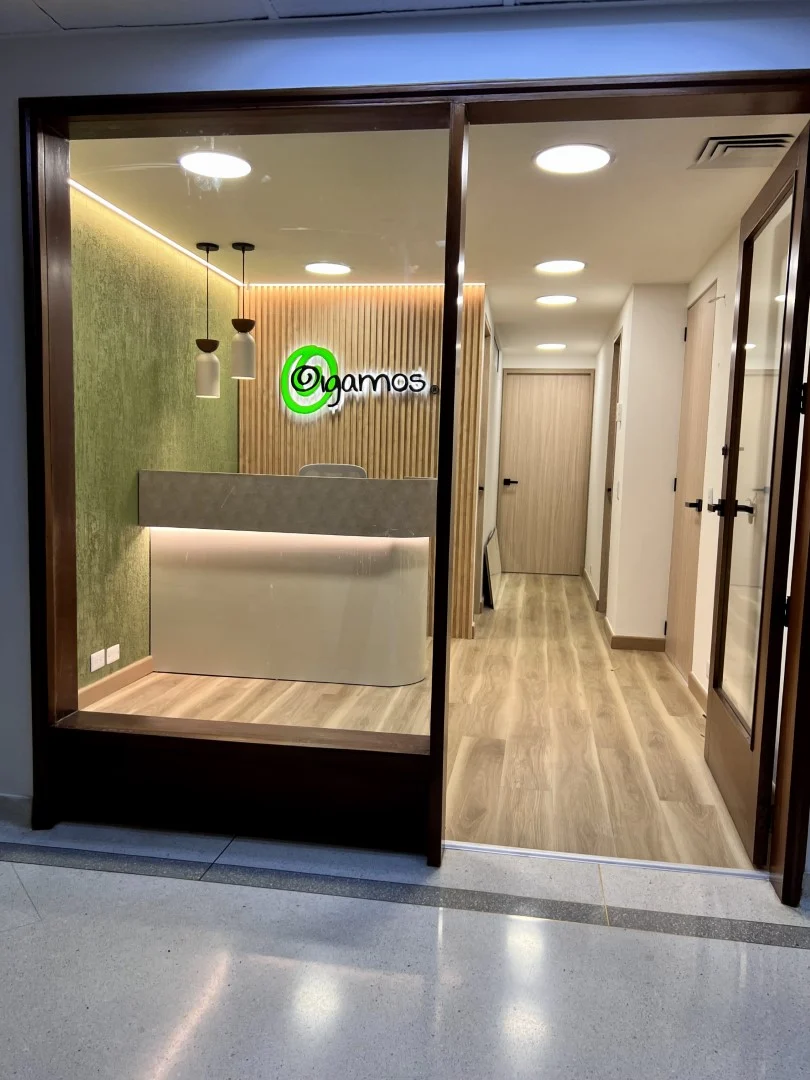 Oigamos Sede Centro - Audífonos, Centro de Tinnitus, Hipoacusia, Audiometría, Vértigo, Impedanciometría, Fonoaudiología