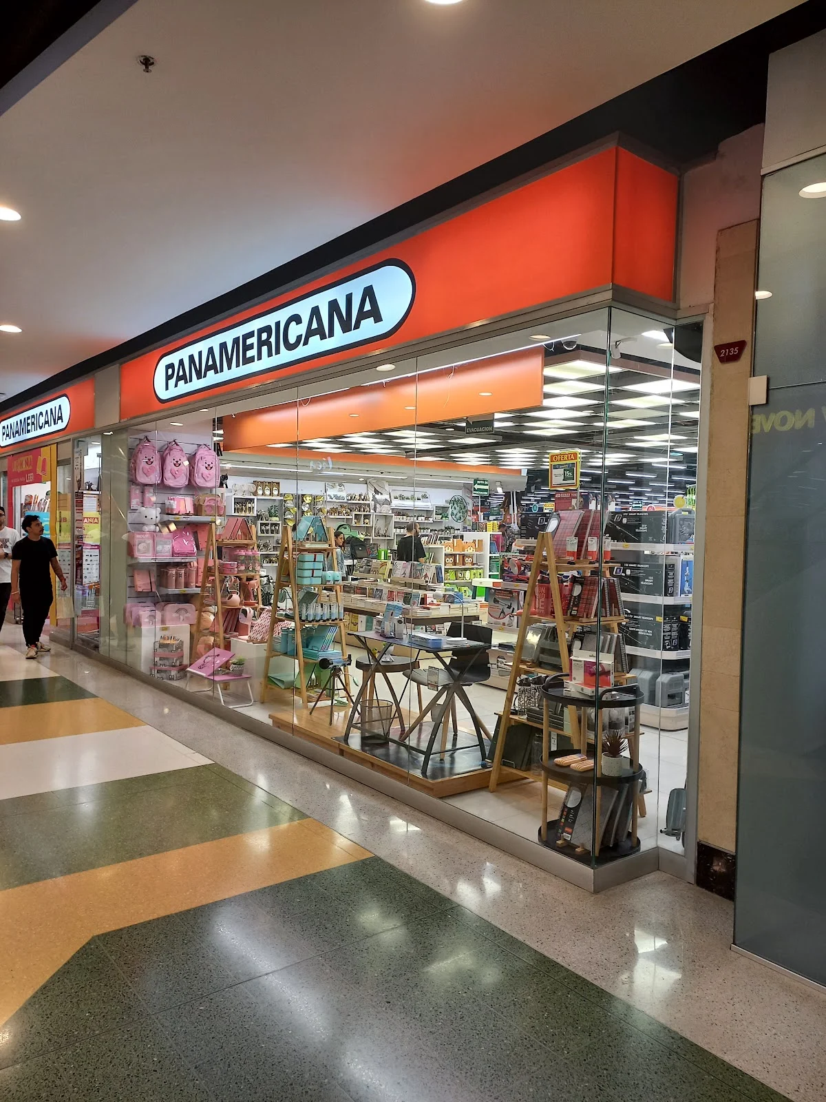 Panamericana Medellín C.C. Los Molinos