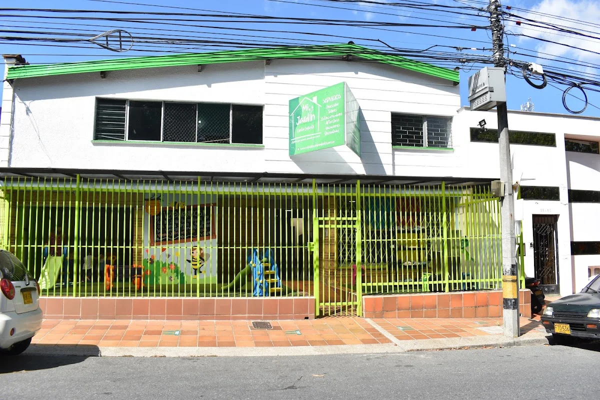 Preescolar/Centro Infantil Mi Jardín/Guarderia