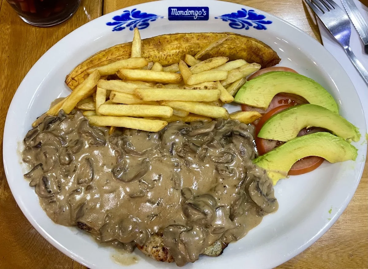 Restaurante Mondongo's La 70 - 14