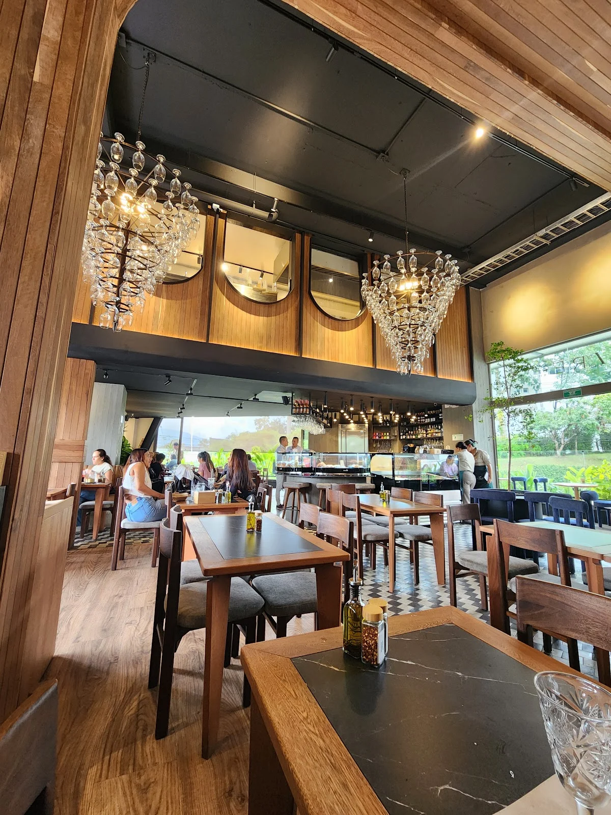 Romero | Cocina Artesanal & Restaurante en San Lucas, El Poblado, Medellin