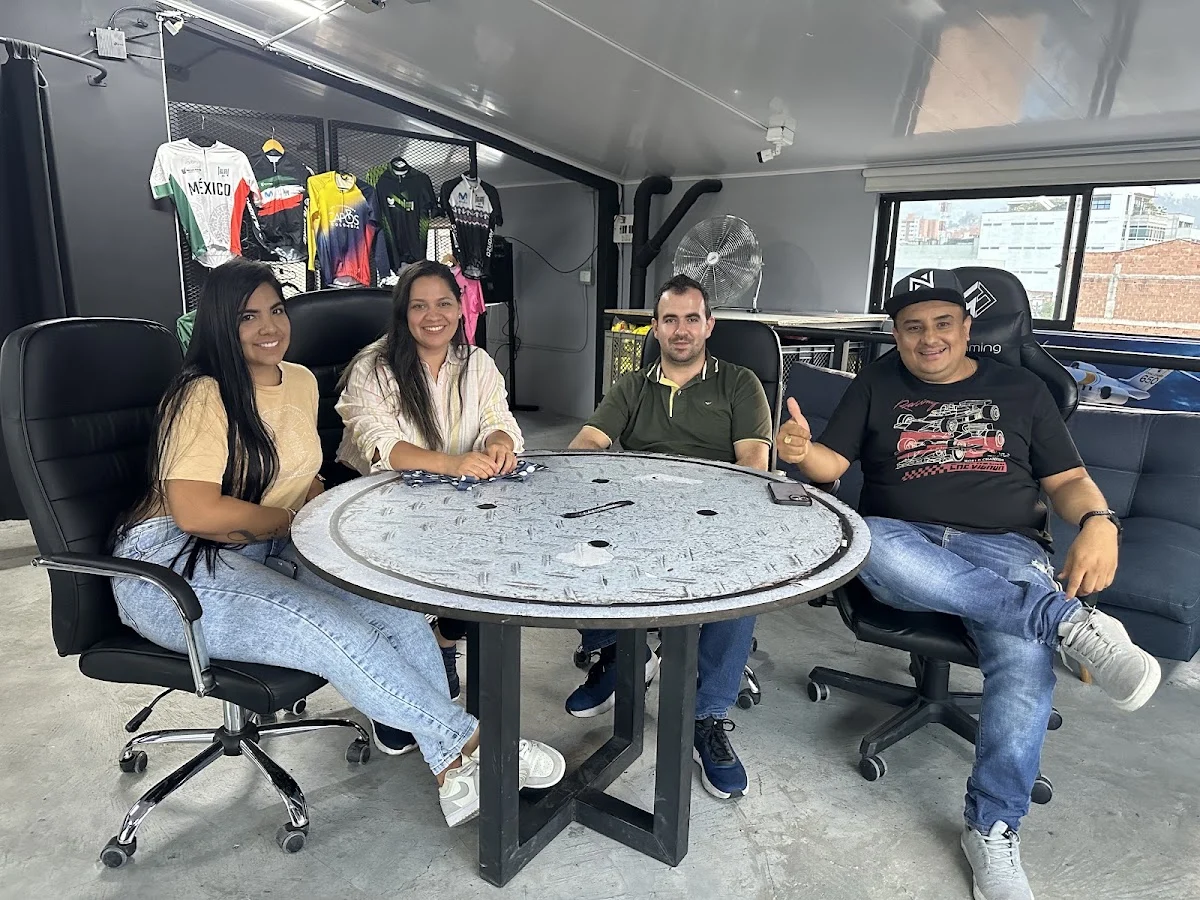 TRANSCORTEX - Paquete completo en ropa deportiva