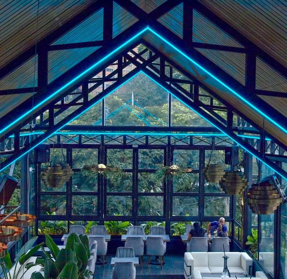 VICTORIA ROOF GARDEN / RESTAURANTE / DRINK / DISCOTECA / MEDELLIN / EL POBLADO / PROVENZA /